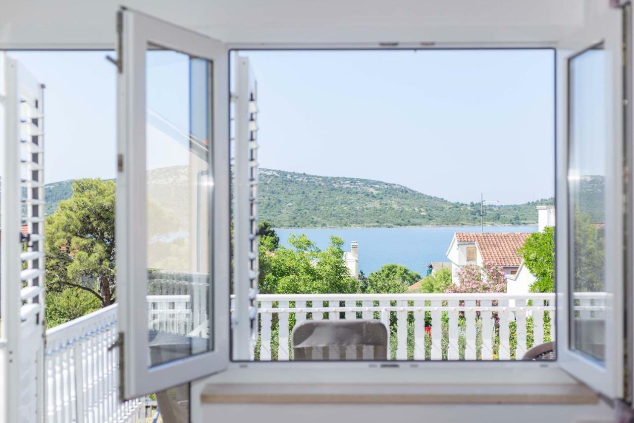 Apartments The Heart Of Croatia Pirovac Eksteriør billede